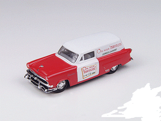 HO Scale Classic Metal Works 30326-1953 Ford Courier Sedan Delivery-Dry Cleaner