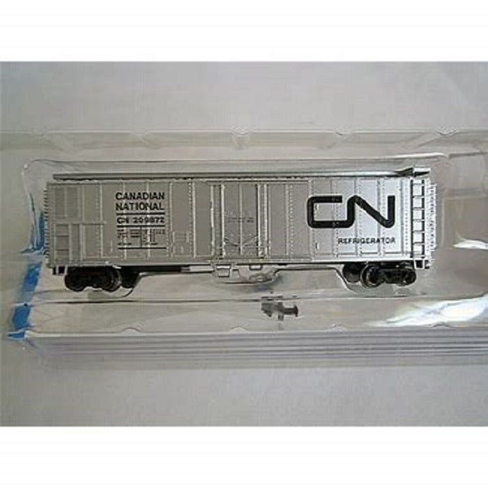 N Scale Bachmann "Silver Series" 70963 Canadian National 50' Steel Reefer Car