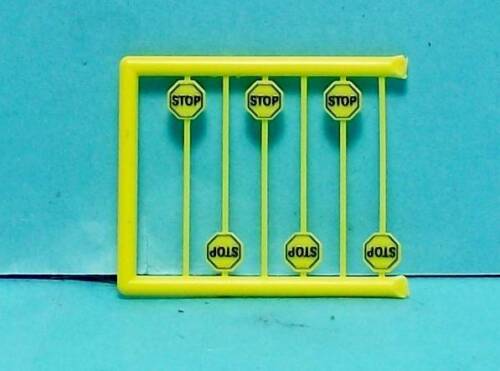 N Scale Tichy Train Group Scenery Accessories 6 Pcs Early Yellow Stop Signs 3N