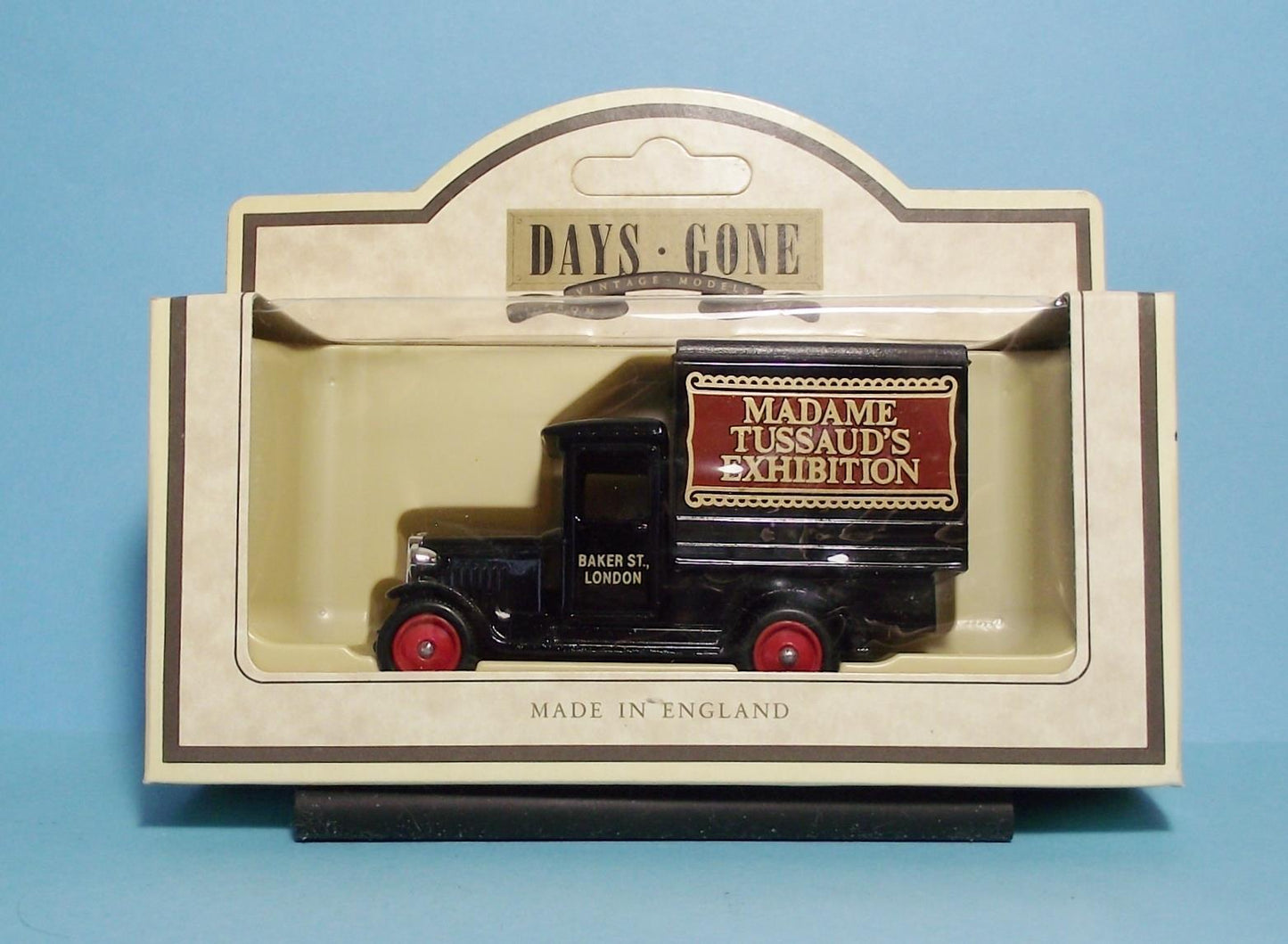 Lledo Days Gone 1934 Chevrolet Box Van for Madame Tussaud's Exhibition-229